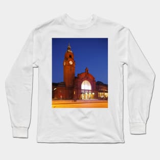 Central station, Wiesbaden Long Sleeve T-Shirt